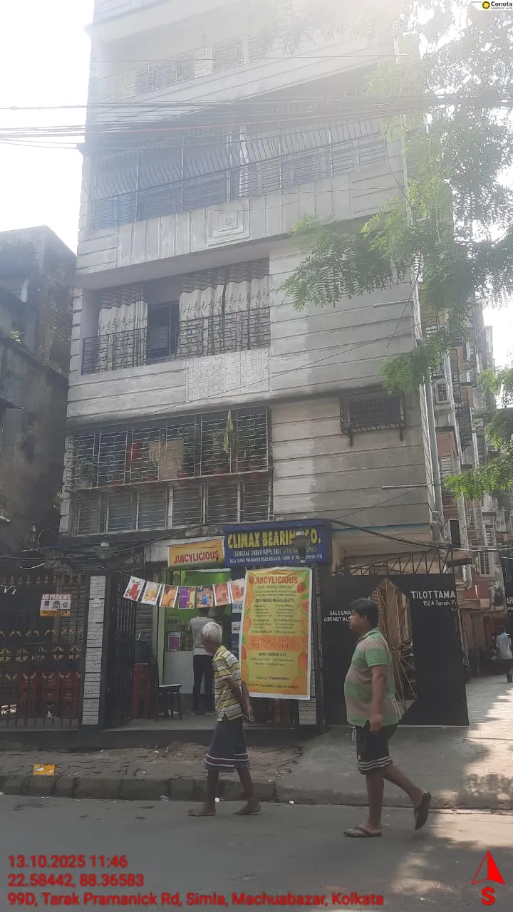 Flat in Girish Park, Kolkata