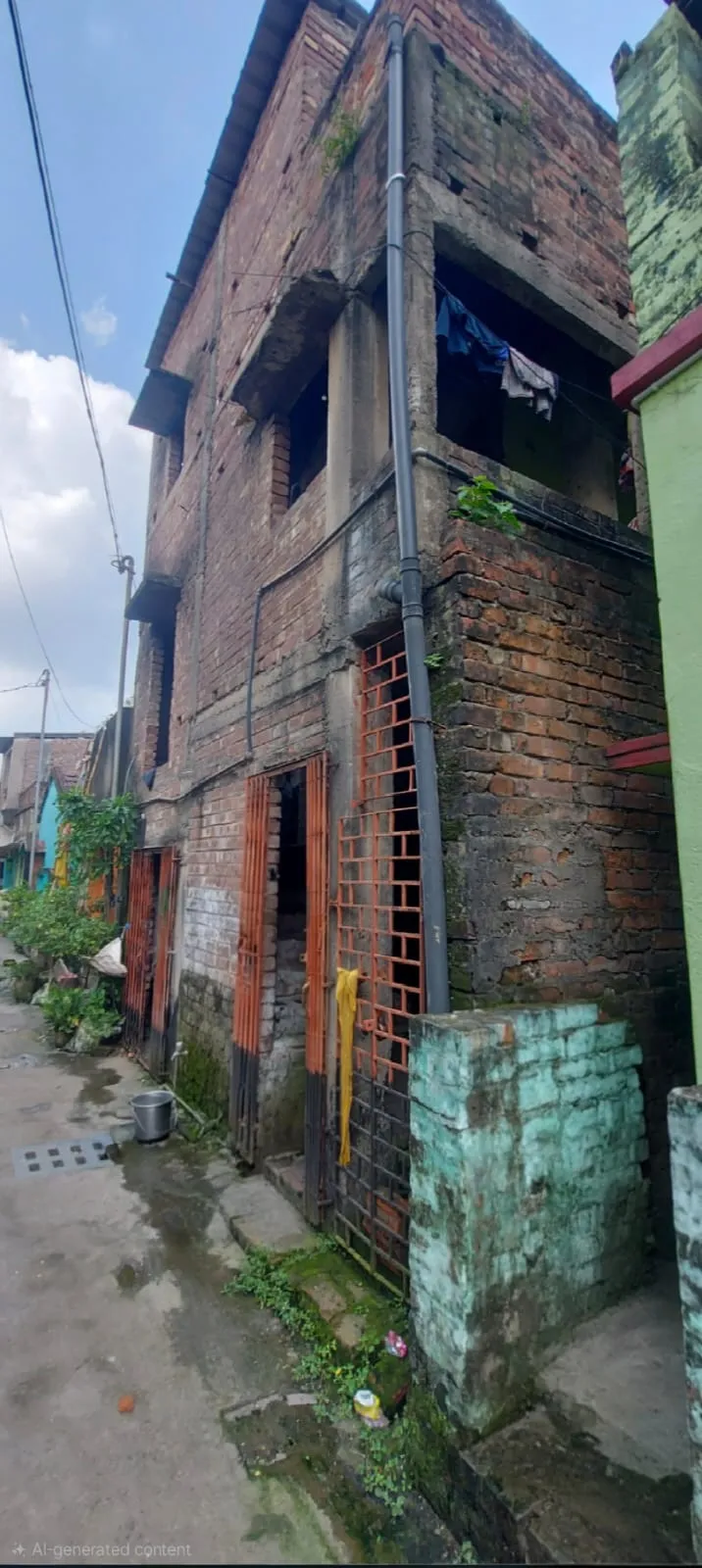Individual House in Rahara, North 24 Parganas